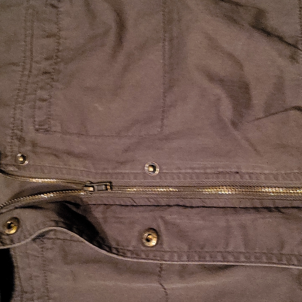 Army Green jacket - Picture 3 of 3